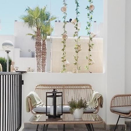 Modern Townhouse In Torrevieja, Costa Blanca Apartment Luaran gambar