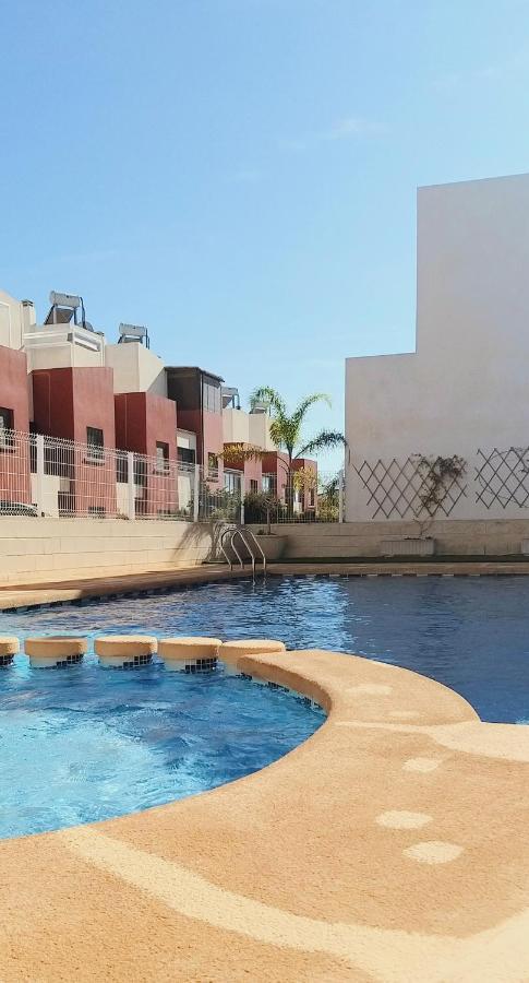 Modern Townhouse In Torrevieja, Costa Blanca Apartment Luaran gambar
